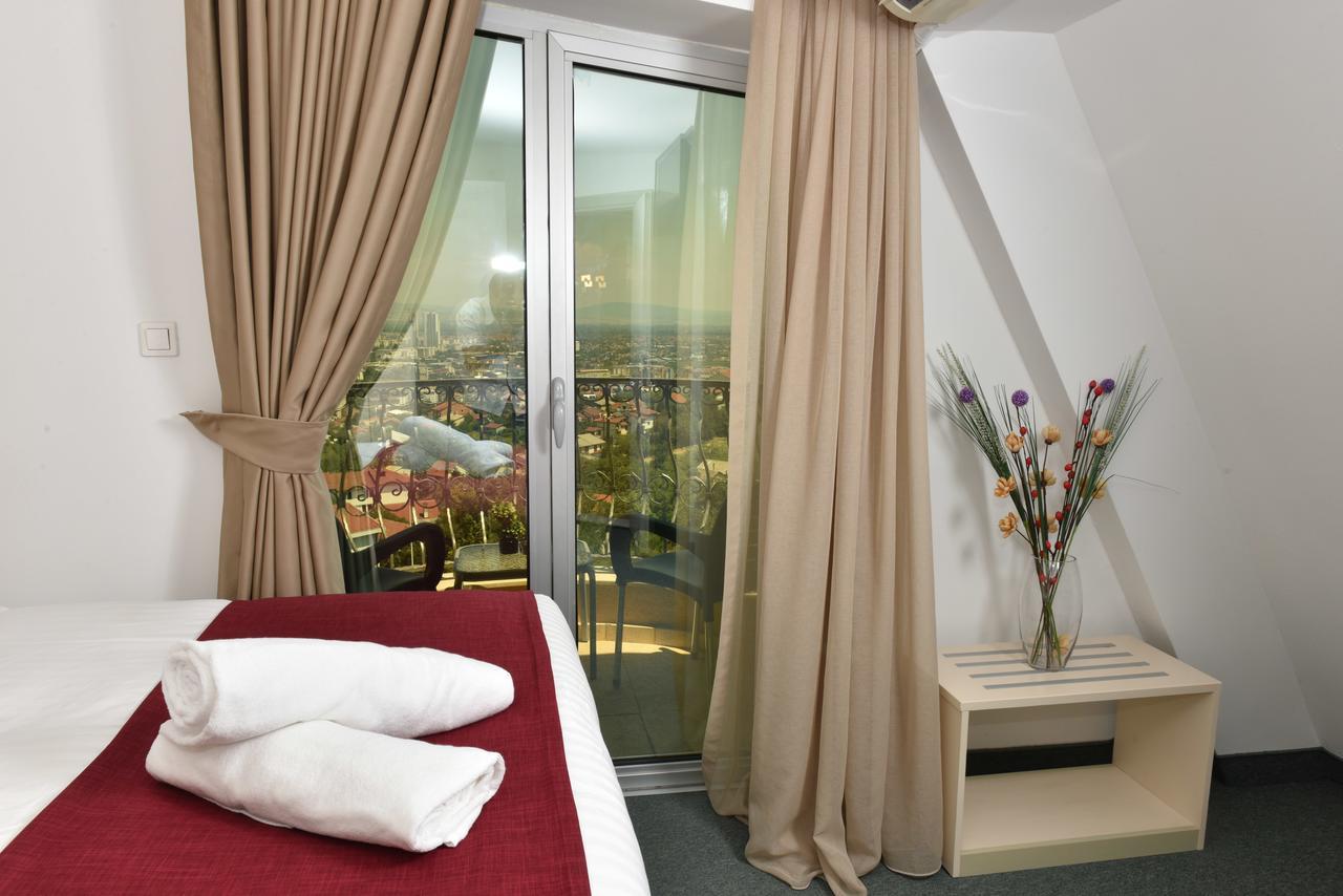 View Inn Boutique Hotel 斯科普里 外观 照片