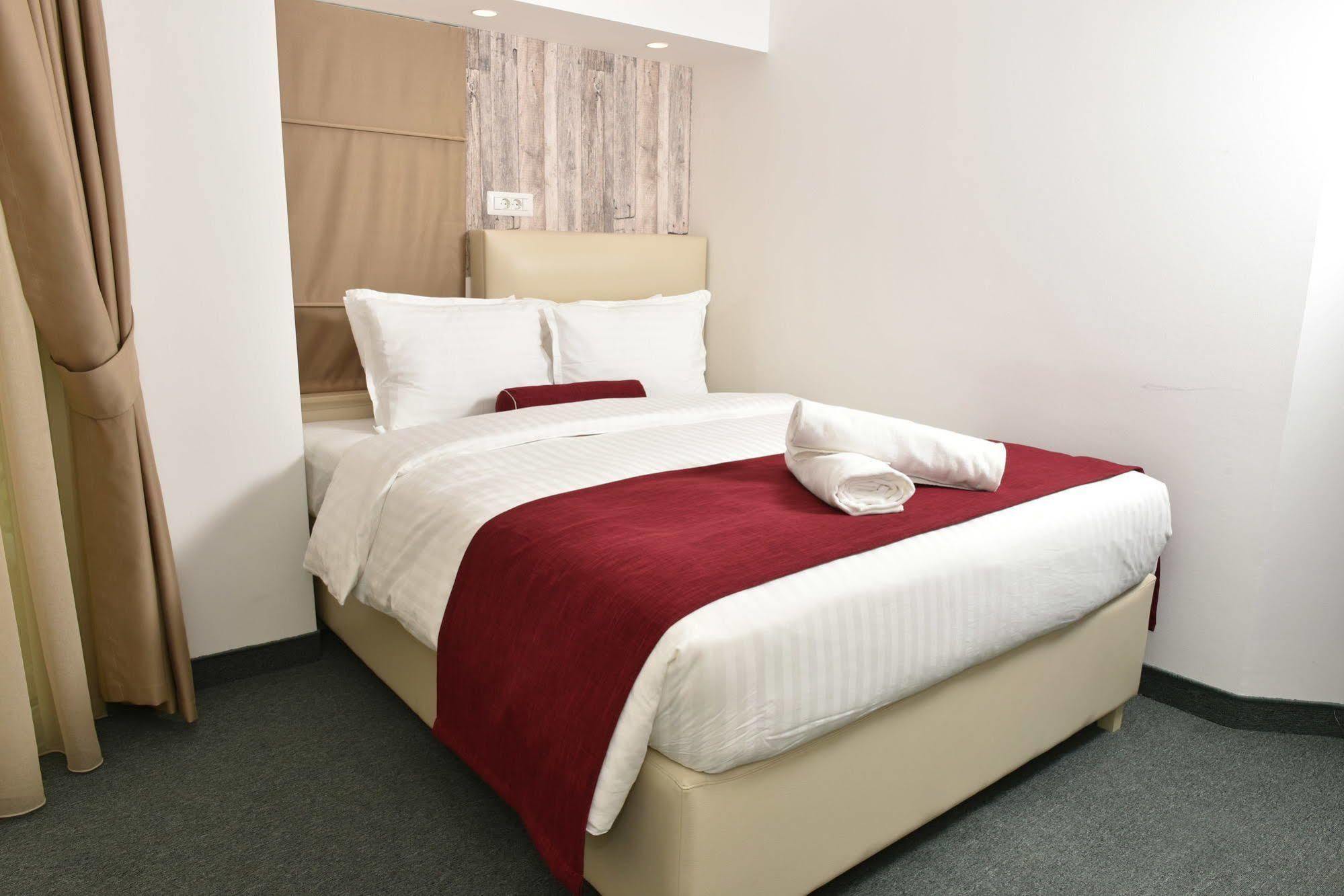 View Inn Boutique Hotel 斯科普里 外观 照片